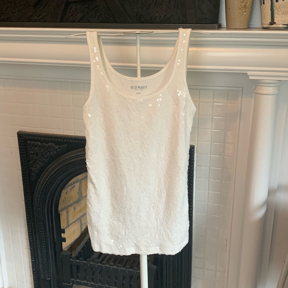 Old‎ Navy front sequined tank. Worn twice. In good shape.